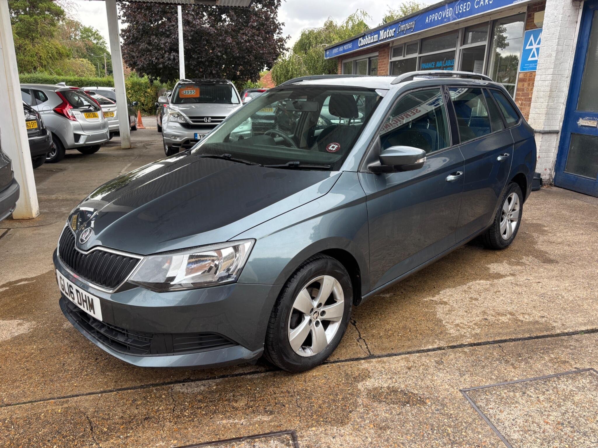 Skoda Fabia listing photo